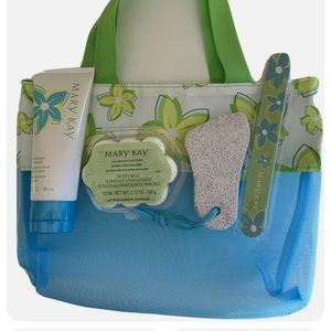 Mary Kay Mint Blossom Pedicure Set